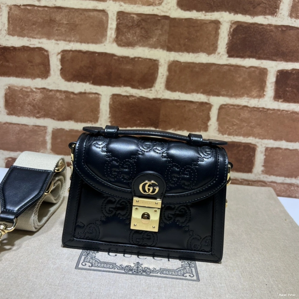 Hyperpeter TOP MATELASSÉ SMALL HANDLE BAG GUCCI GG 0823